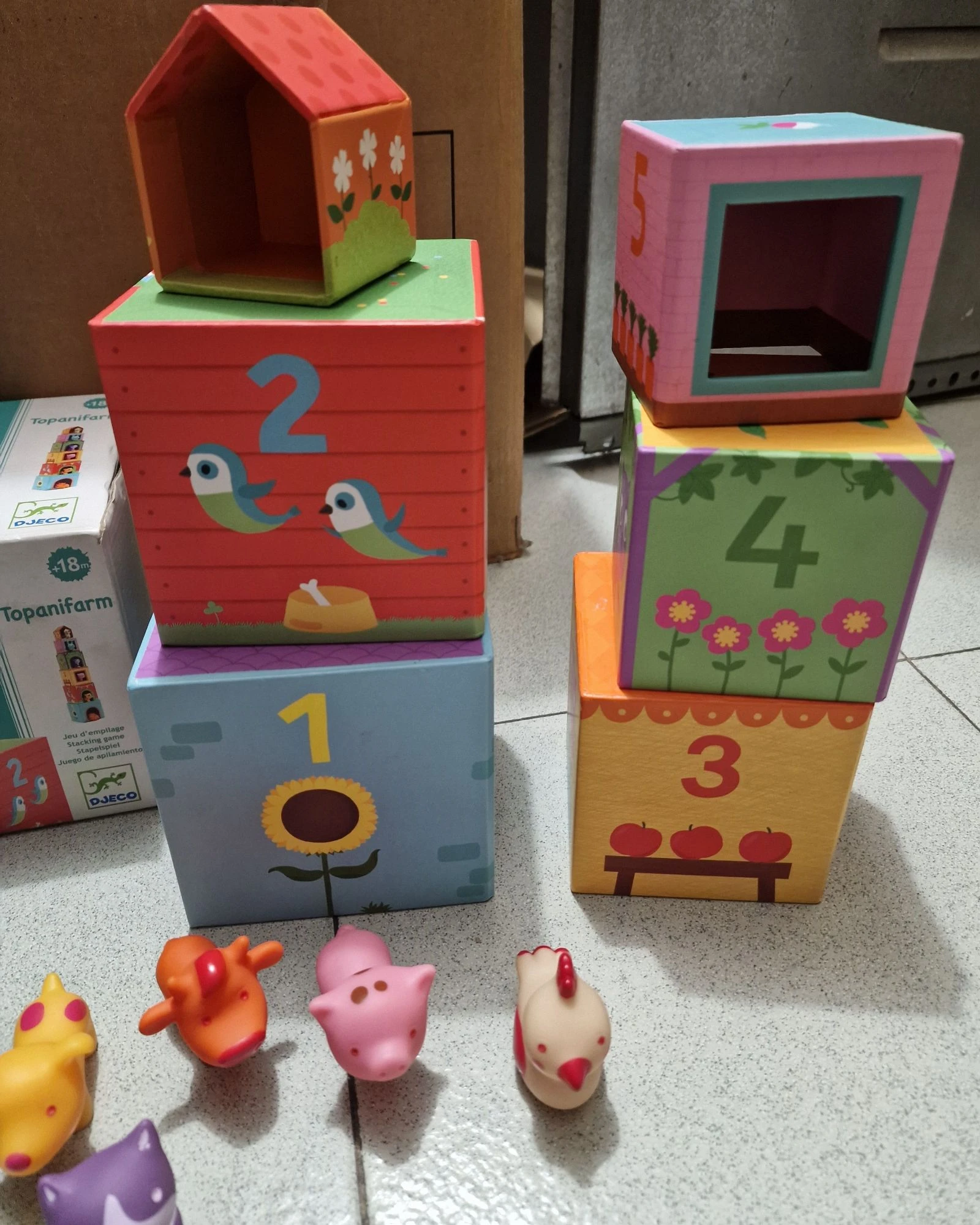 Jogo de blocos empilháveis Topanifarm Djeco com animais para bebê – photo 3